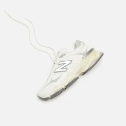 9060