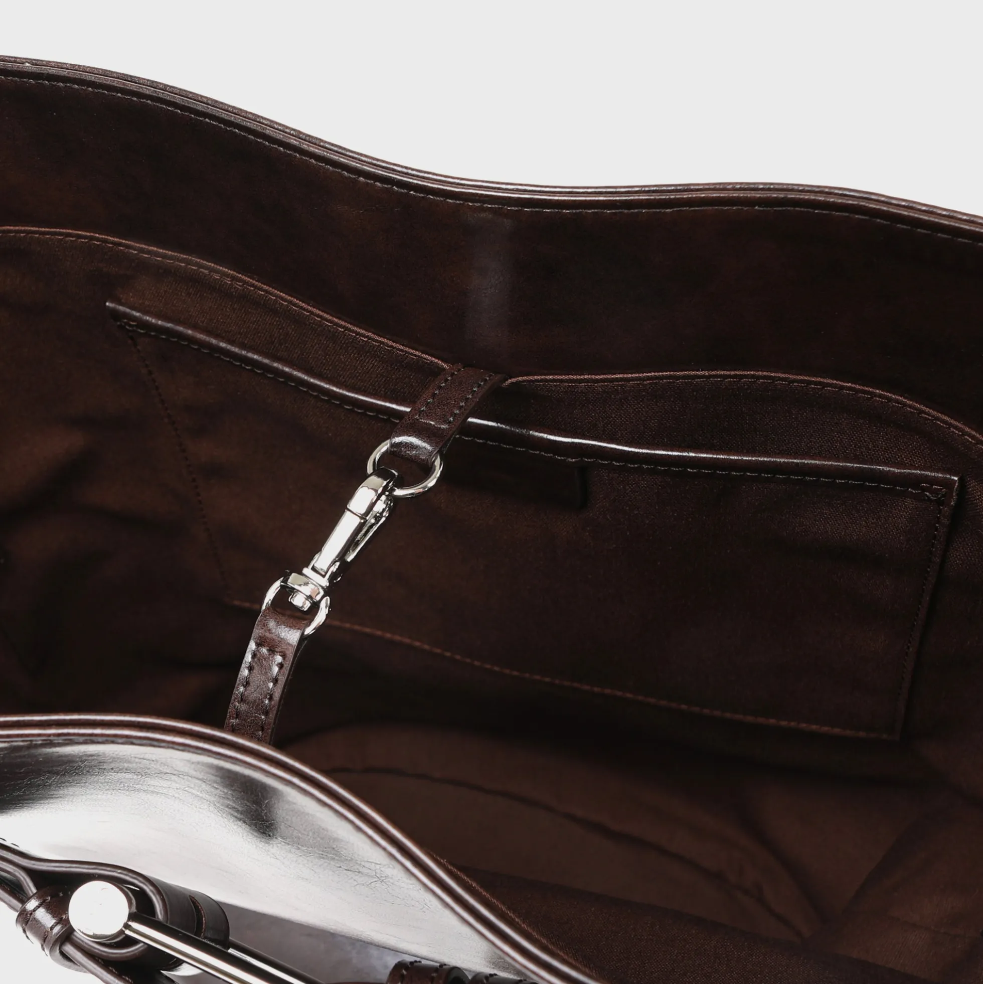 Bucket Brocle Bag