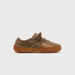 Camino Low Skate Sneakers
