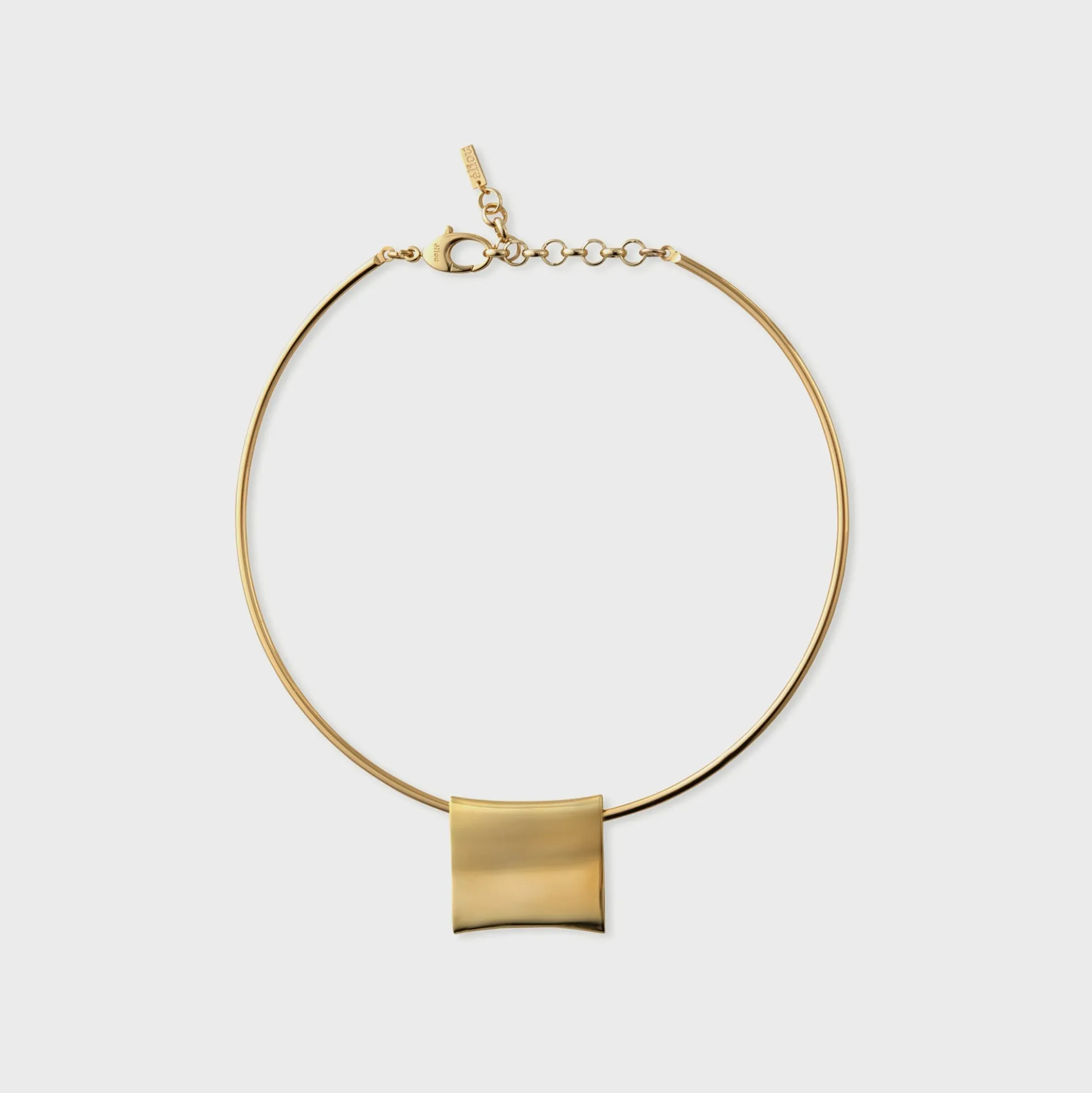 Carre Necklace