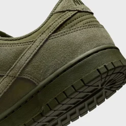 Dunk Low Retro SE