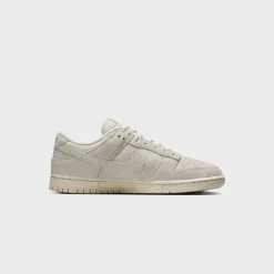 Dunk Low Retro SE