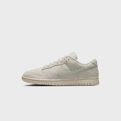 Dunk Low Retro SE