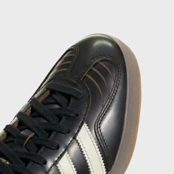 Gazelle Indoor