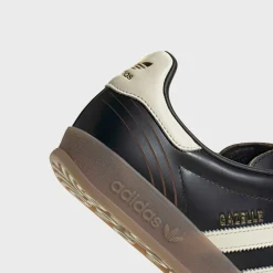 Gazelle Indoor