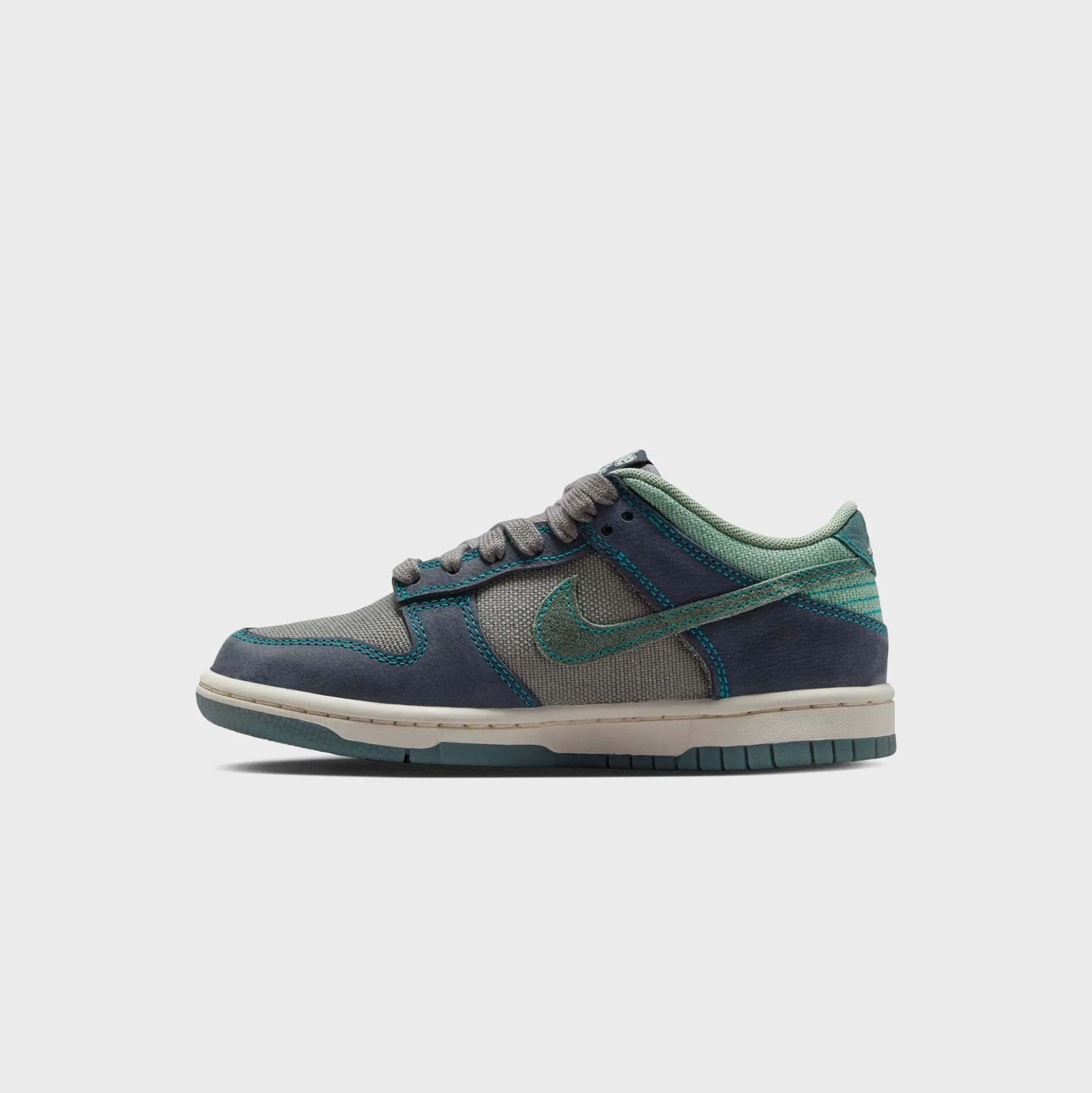 GS Dunk Low LV8 1
