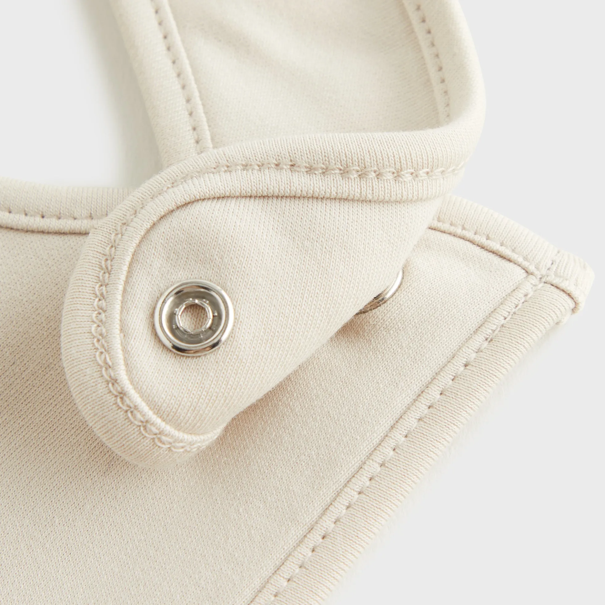 Kith Baby 3-Pack Bib Set