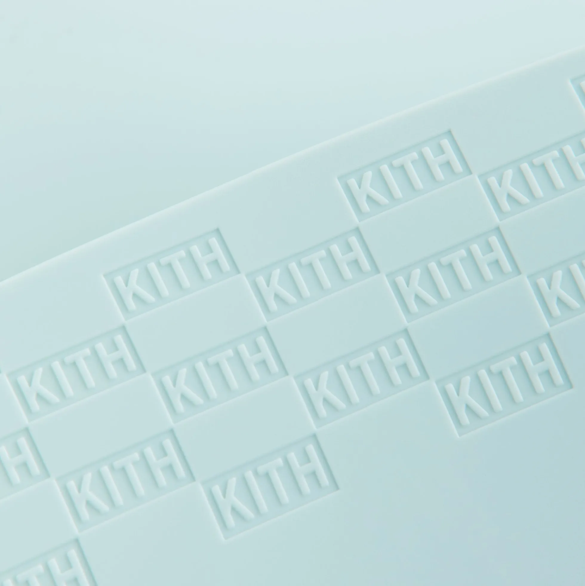 Kith Kids for Mushie Silicone Baby Bib
