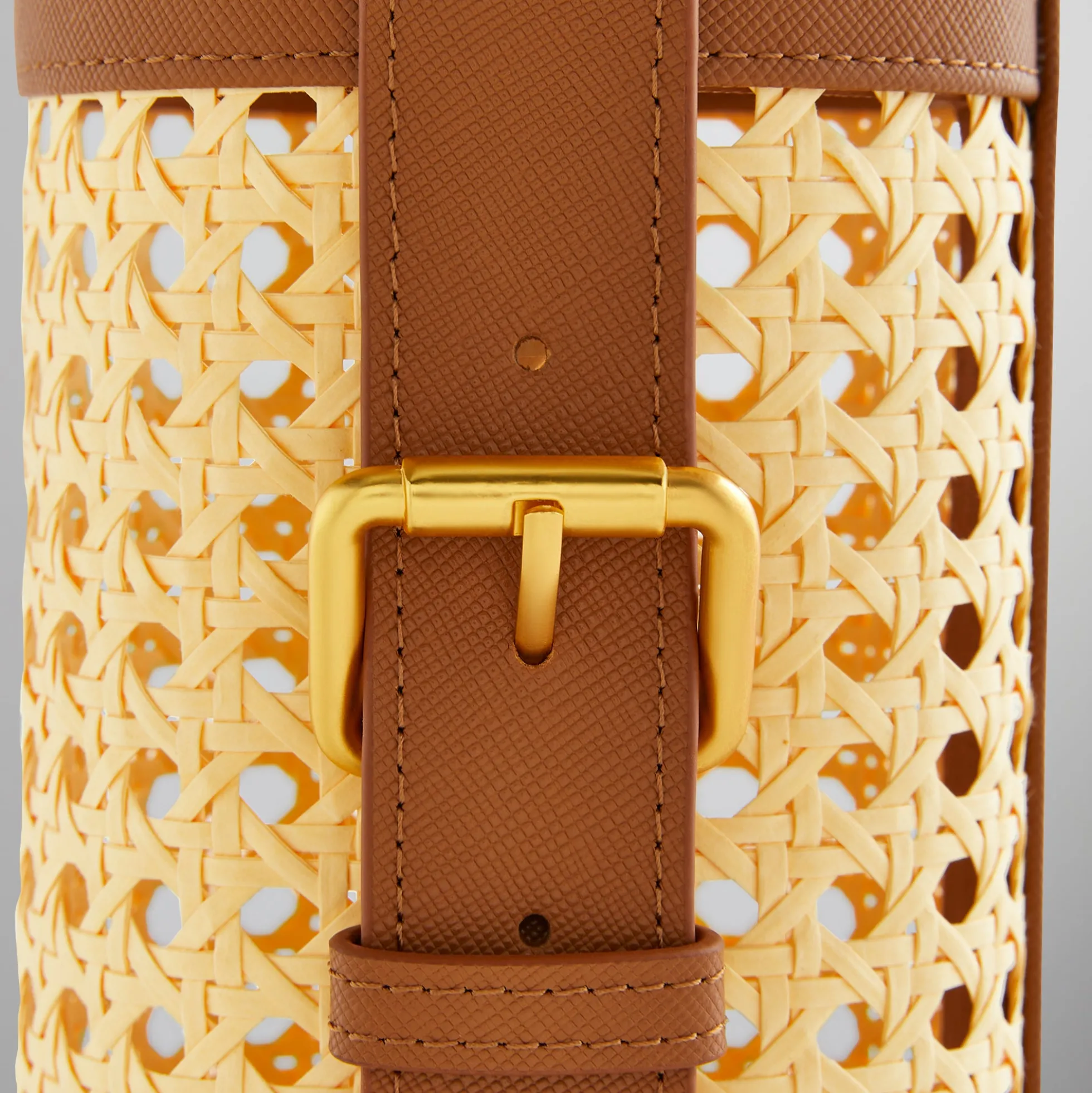 Kith Raffia Wine Holder