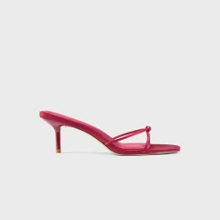 Maeve Slipper
