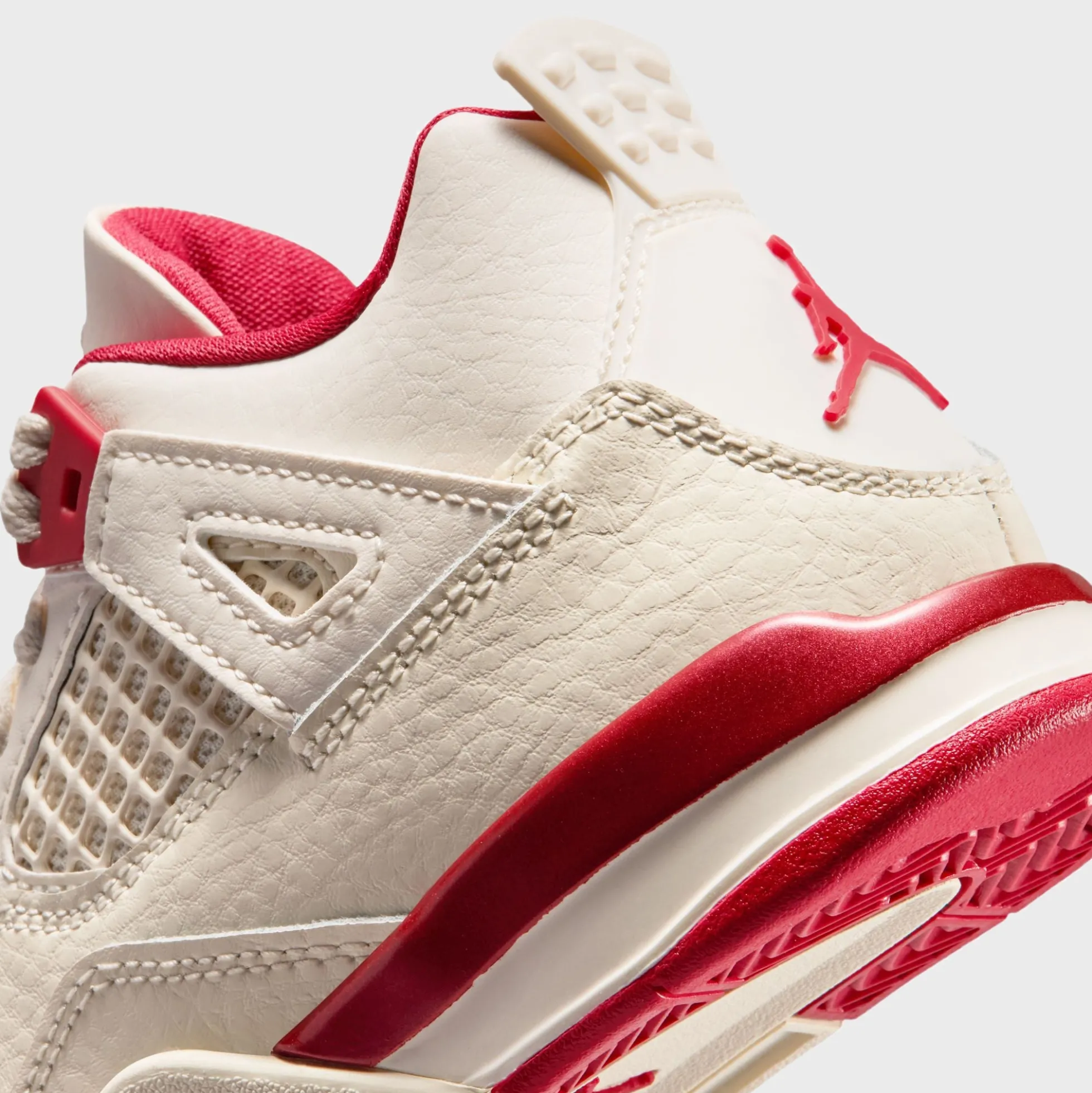 PS Air 4 Retro