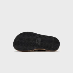 Rivet Hiking Lace-Up