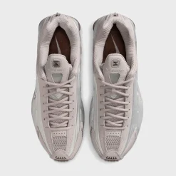 Shox R4