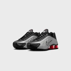 Shox R4