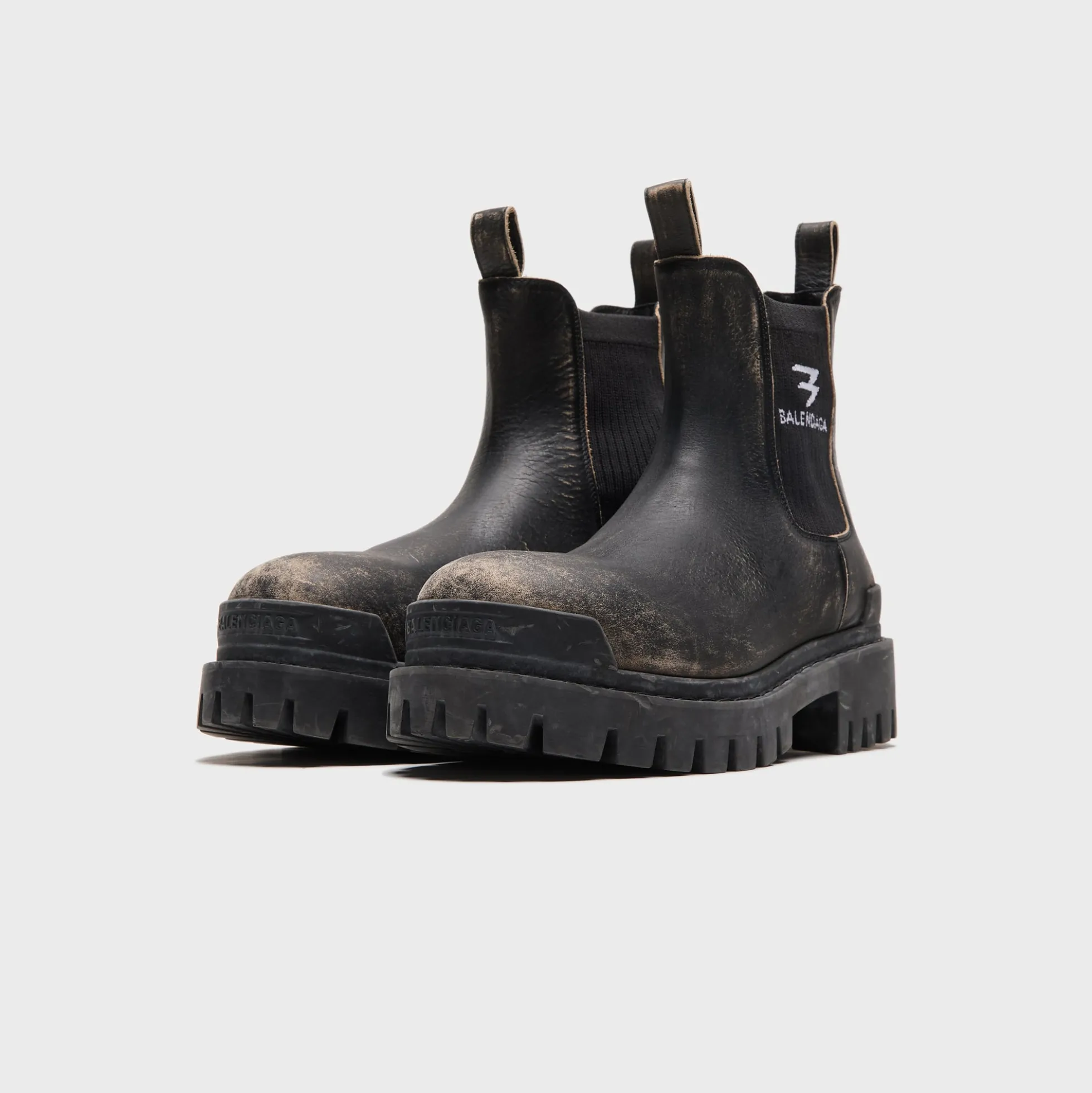 Strike Chelsea Boot