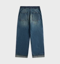 Wide-Leg Jeans