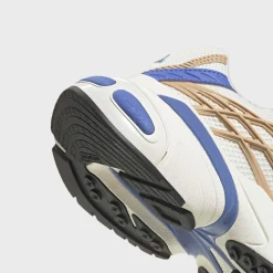 WMNS Adistar XLG 2.0