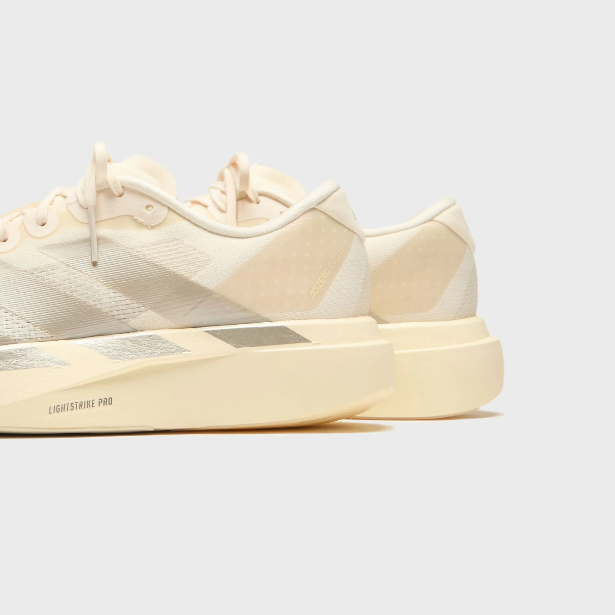 WMNS Adizero Evo SL