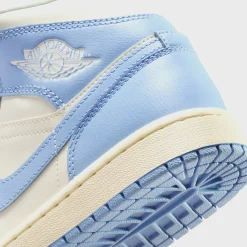 WMNS Air Jordan 1 Mid