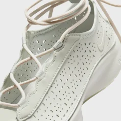 WMNS Air Superfly