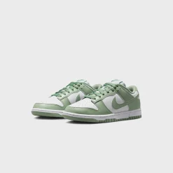 WMNS Dunk Low