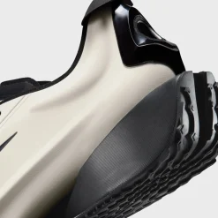 WMNS First Sight Noir