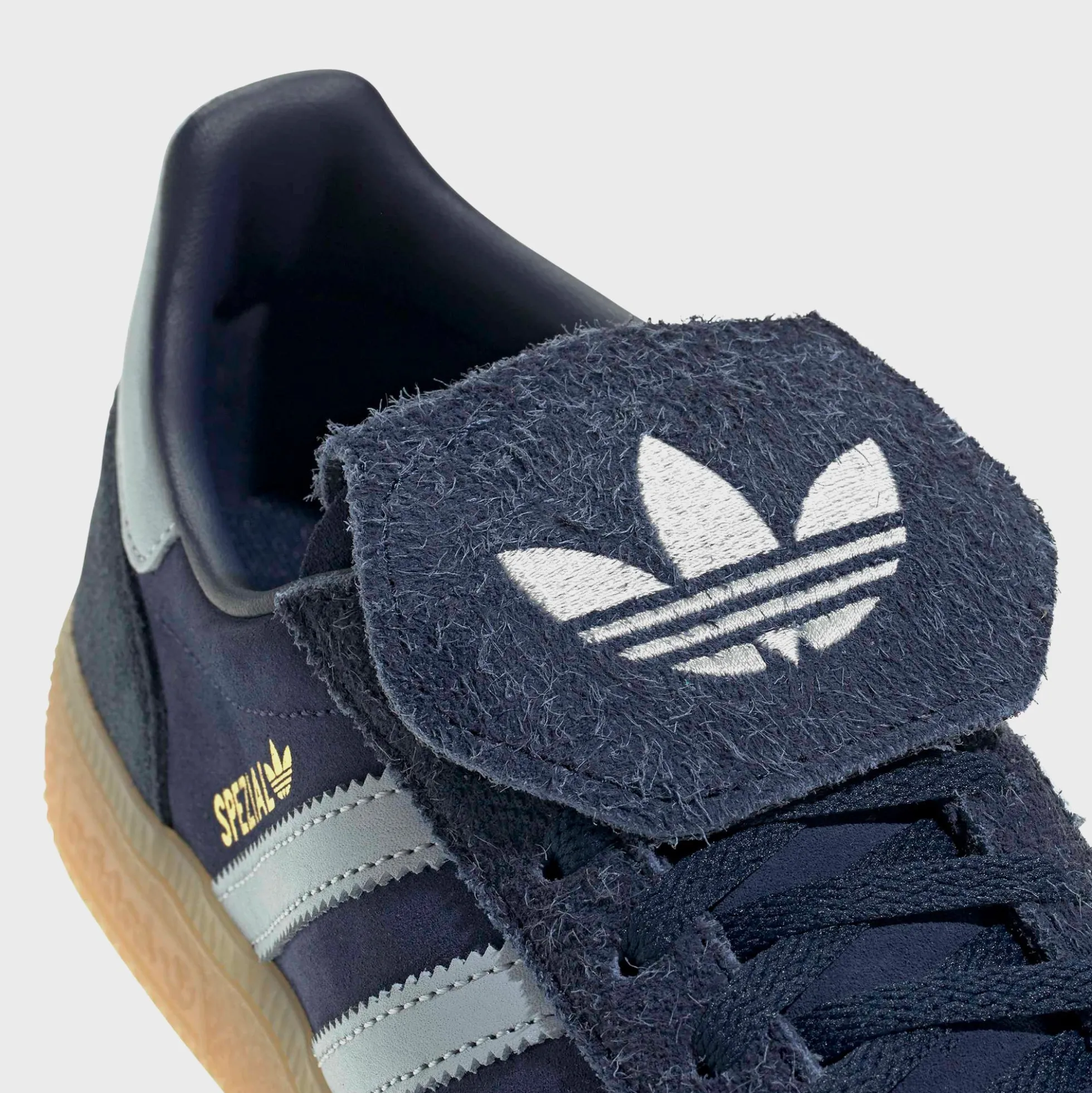 WMNS Handball Spezial LT