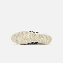 WMNS Japan