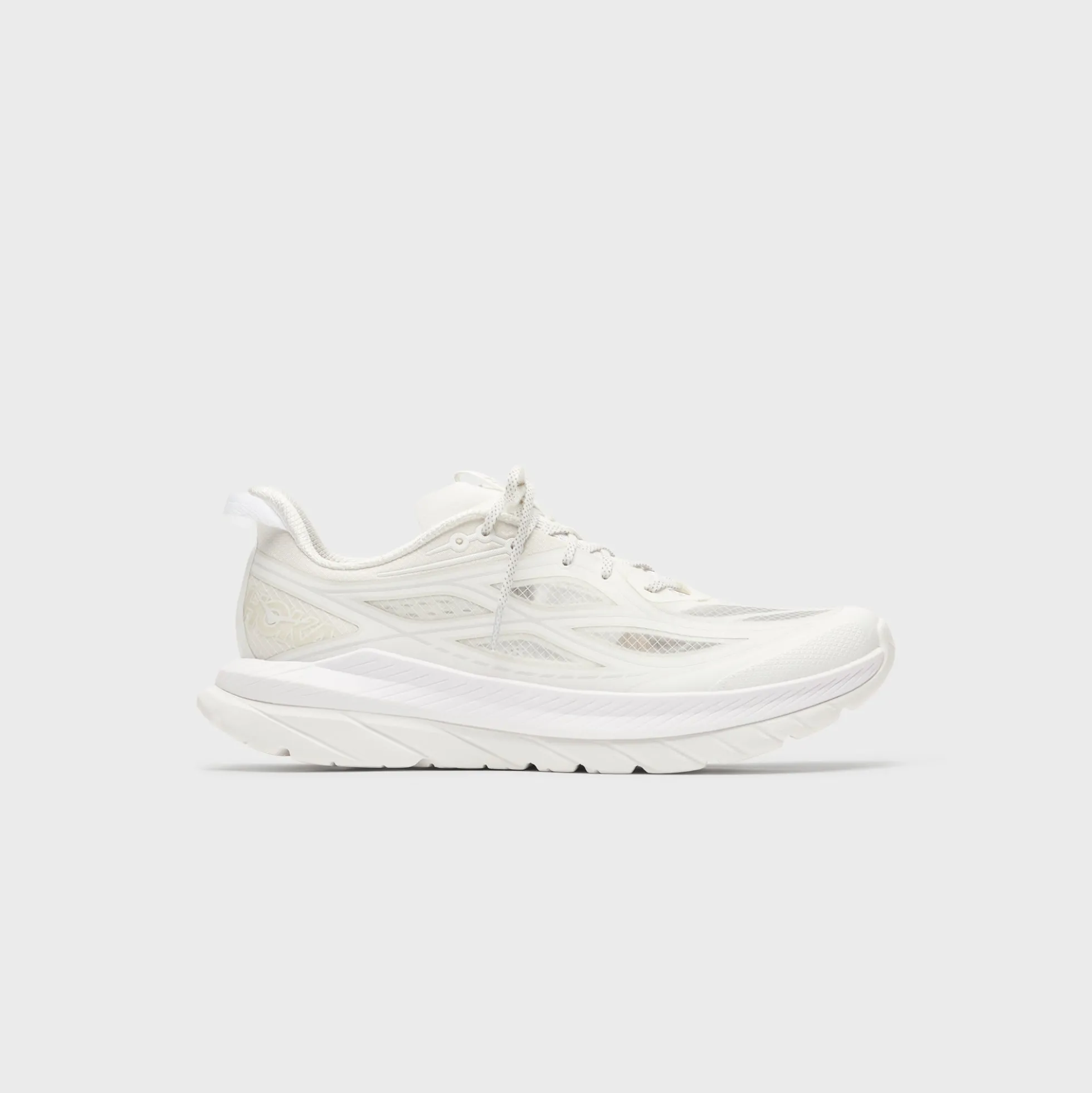WMNS Mach Remastered