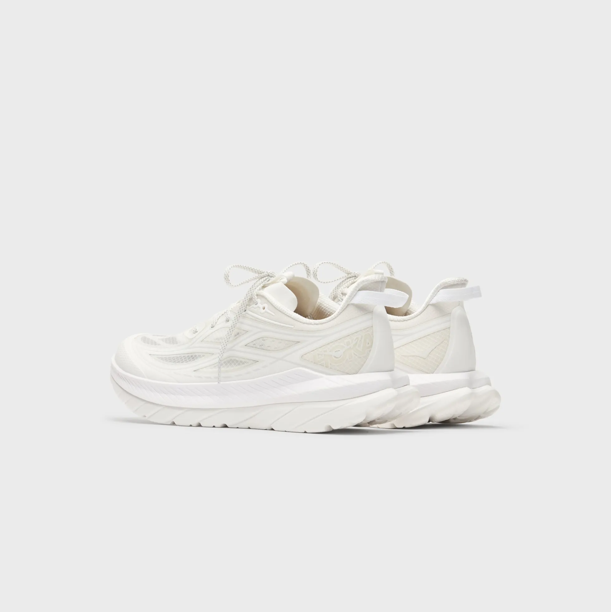 WMNS Mach Remastered