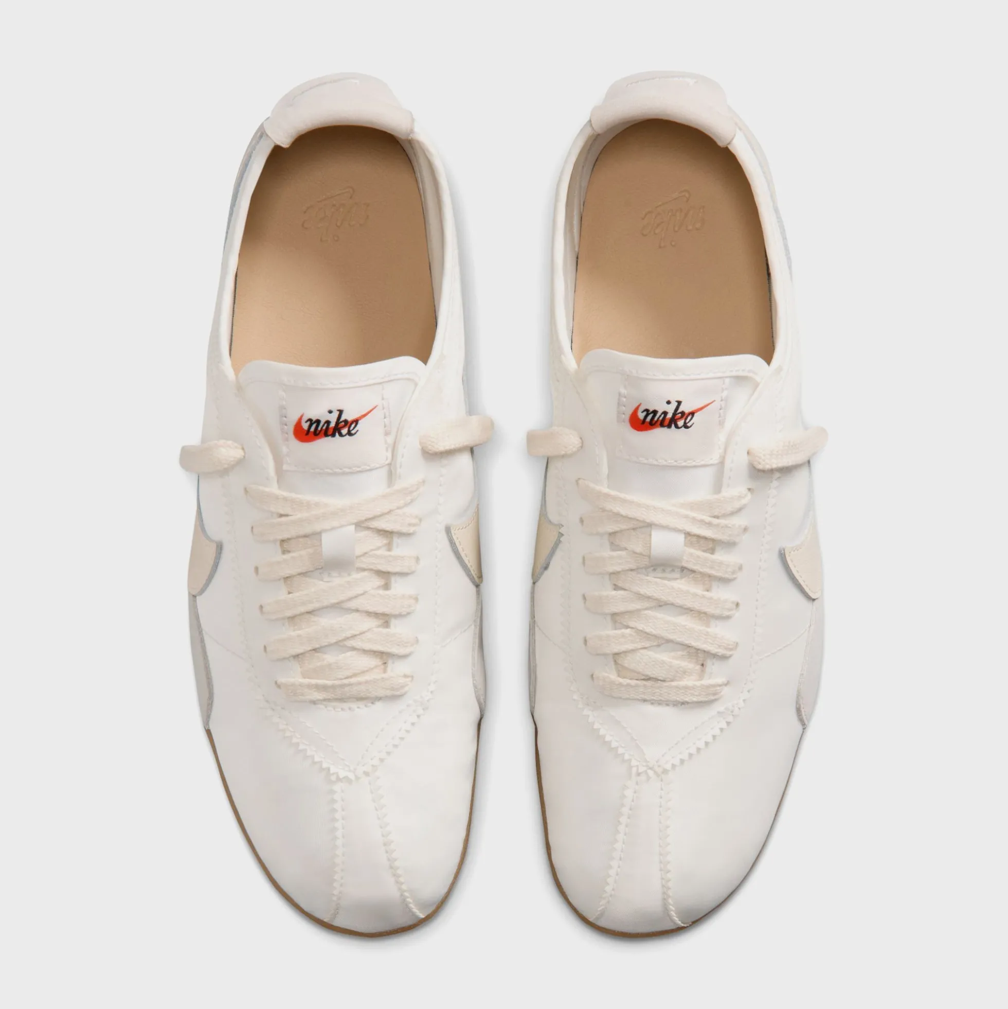 WMNS Moon Shoe OG