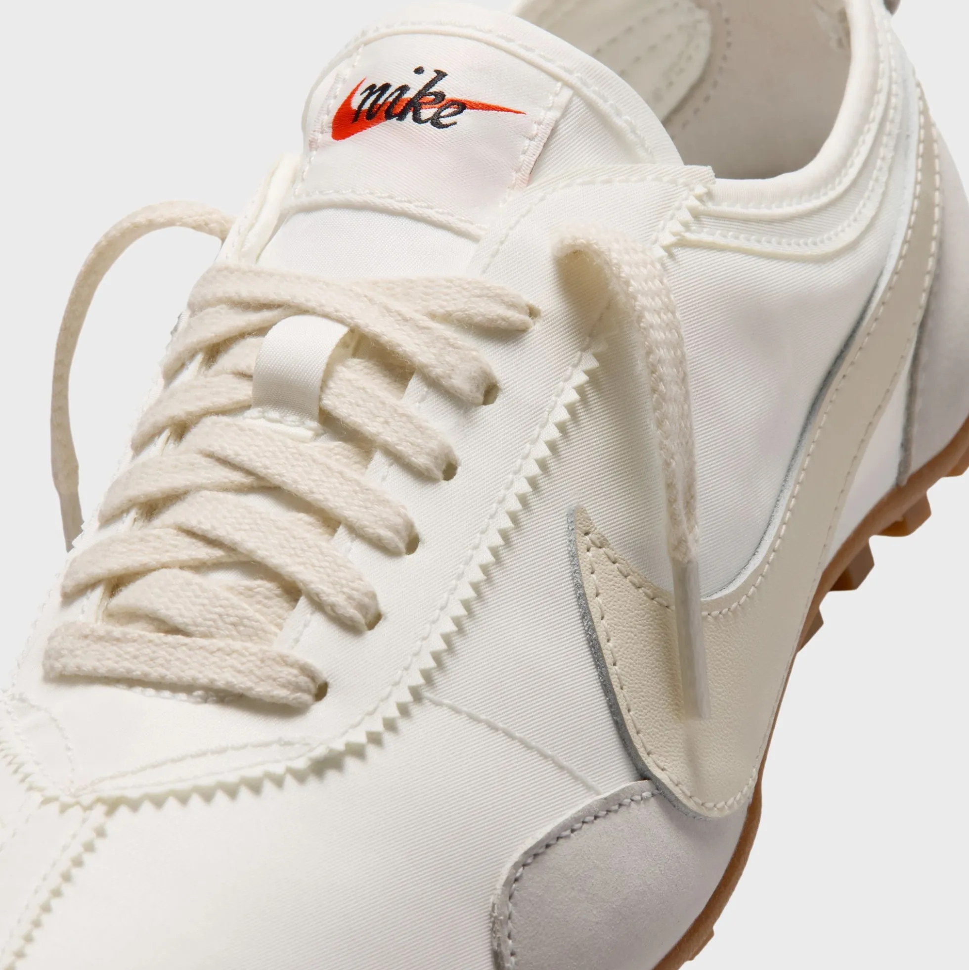 WMNS Moon Shoe OG