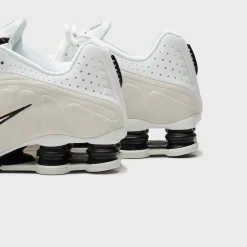 WMNS Shox R4