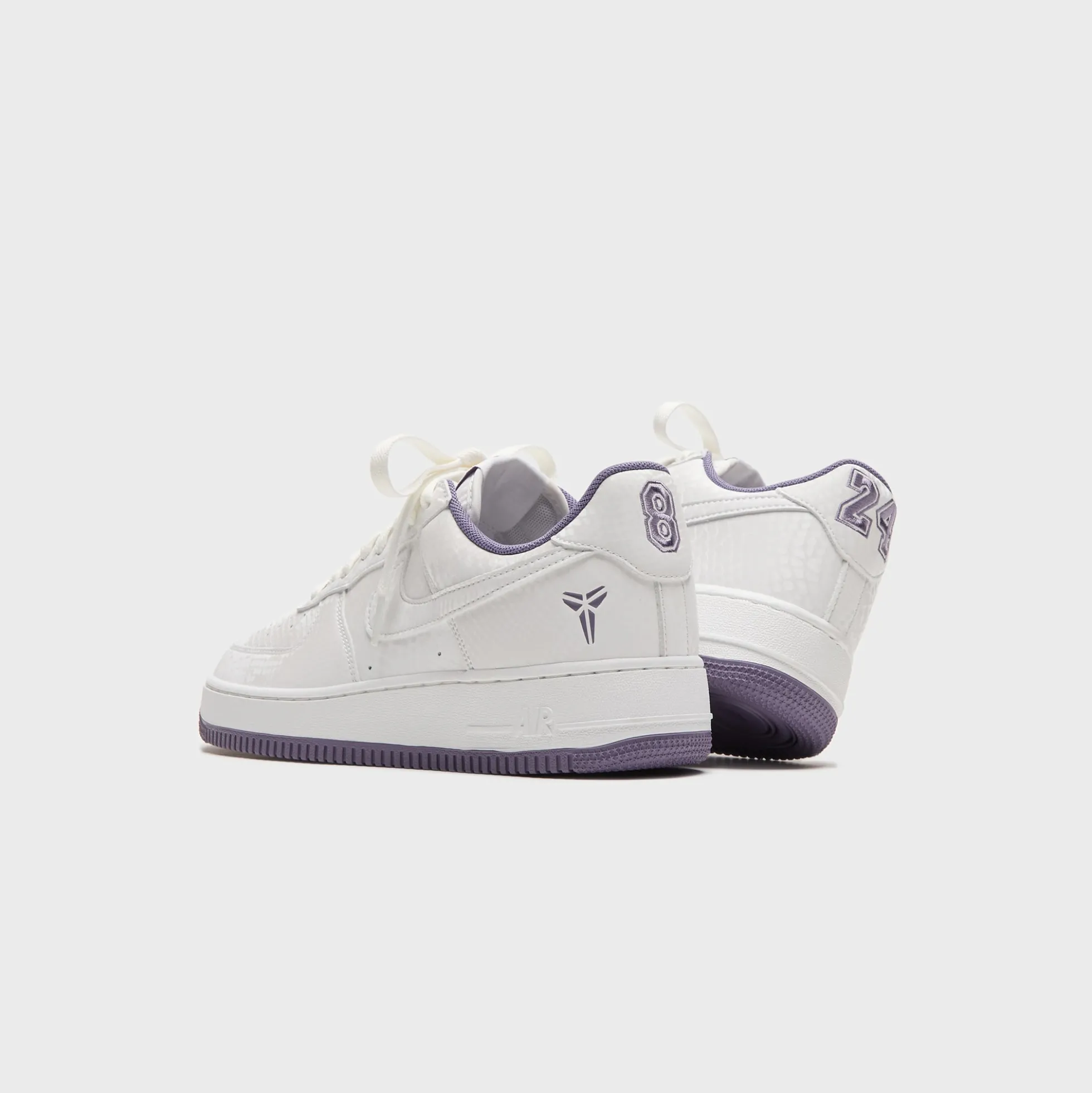 x Kobe Bryant Air Force 1 Low