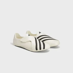 x Pharrell Williams Vario Flat Earther